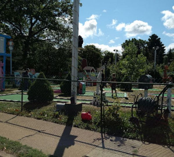 Kooky Miniature Golf - From Web Listing